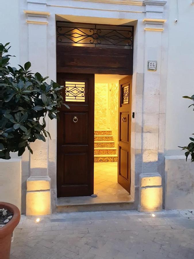 Palazzo Giufa Lägenhet Syrakusa Exteriör bild