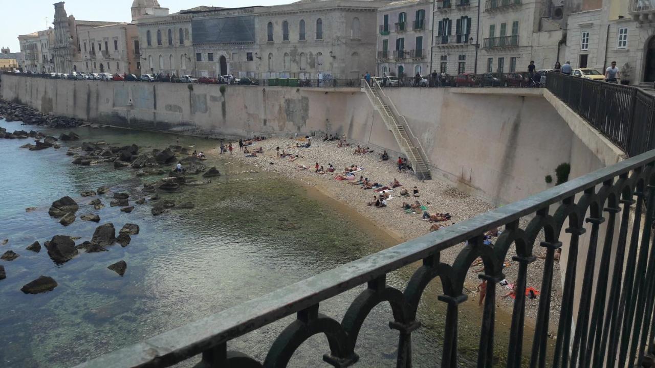 Palazzo Giufa Lägenhet Syrakusa Exteriör bild