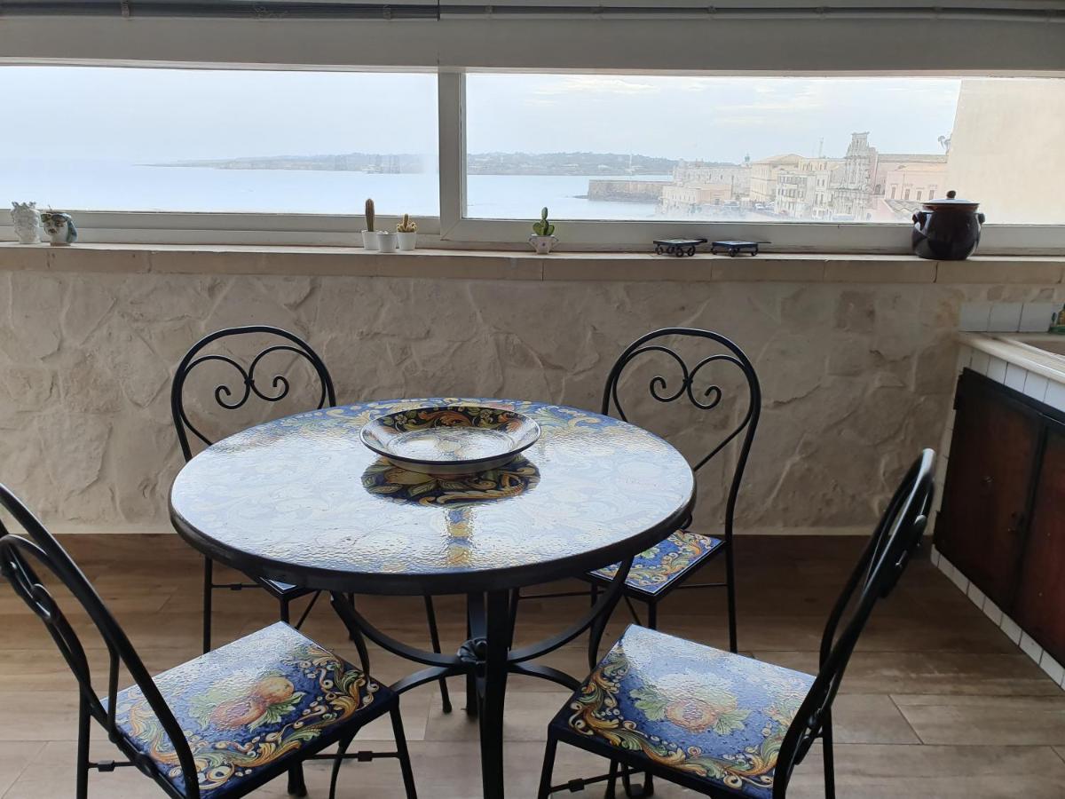 Palazzo Giufa Lägenhet Syrakusa Exteriör bild
